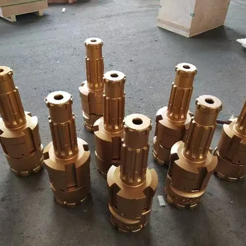 Sistema de perforación con revestimiento excéntrico