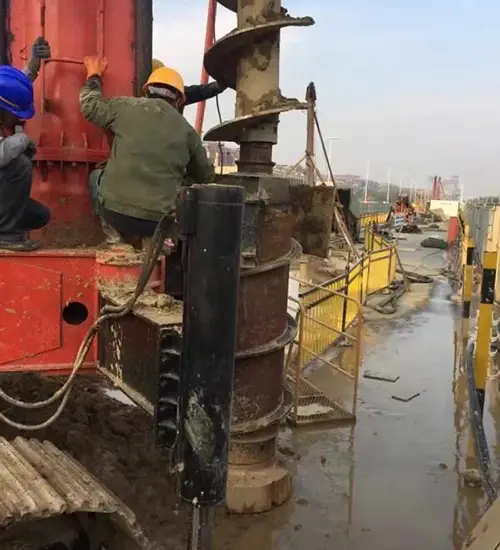 Pilotes con encastre en roca de barrena continua (CFA)